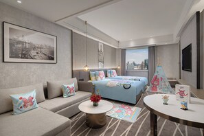 尊荣客房, 1 张特大床和 1 张沙发床 (Kids Theme) | 高档床上用品、迷你吧、客房内保险箱、办公桌