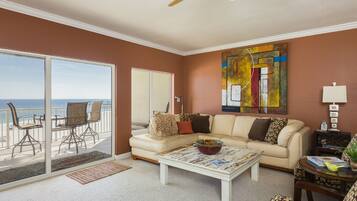 Condo, 3 Bedrooms, 3 Bathrooms, Sea Facing | Living area | TV, DVD player