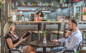Serves breakfast, lunch and dinner - Wellness Hotel Step (Prague)