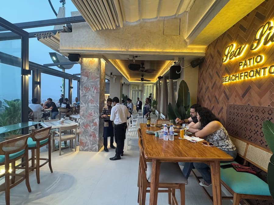 Se sirven cenas (con vistas al mar)