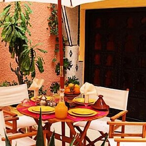 منطقة تناول الإفطار