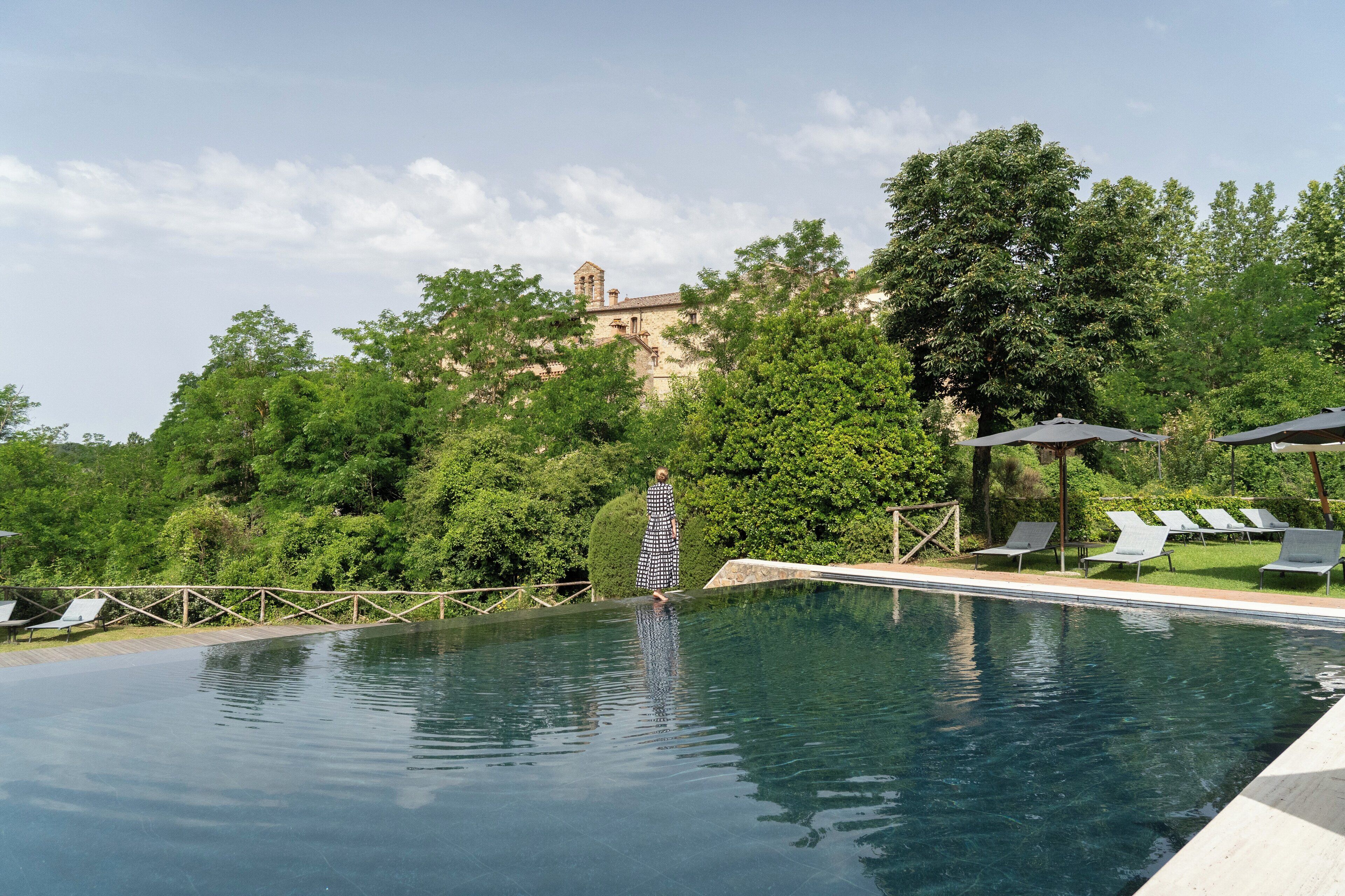 2 piscinas techadas, una piscina al aire libre de temporada