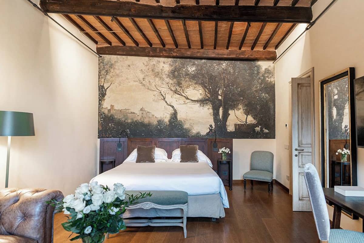 Rom (Prestige) | Allergitestet sengetøy, minibar, safe på rommet og individuelt dekorert