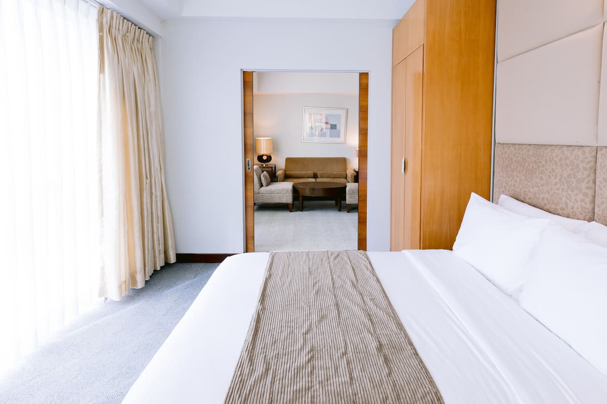 Suite | Couette en duvet d'oie, coffres-forts dans les chambres, bureau