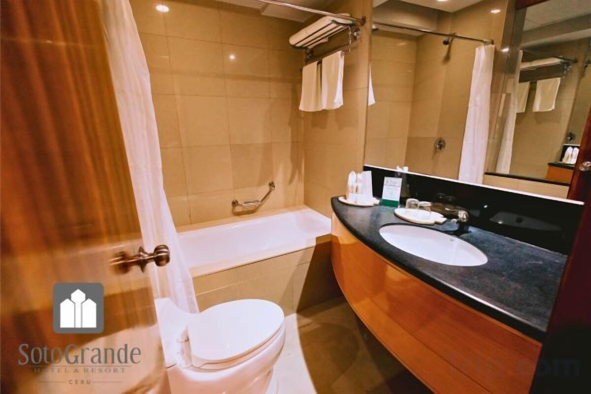 Bagno | Combinazione doccia/vasca, set di cortesia gratuito, asciugacapelli