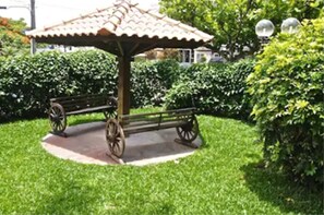 Apartment, 2 Bedrooms (Condominio Clube Atlantico) | Terrace/patio - Villas Jurerê Hotel Boutique (Florianópolis)
