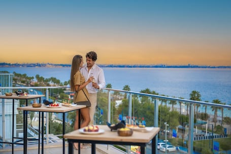 住宿城市景观. 临海家庭度假酒店