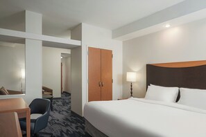 Premium bedding, in-room safe, desk, iron/ironing board - Fairfield Inn & Suites by Marriott Louisville East (Louisville)