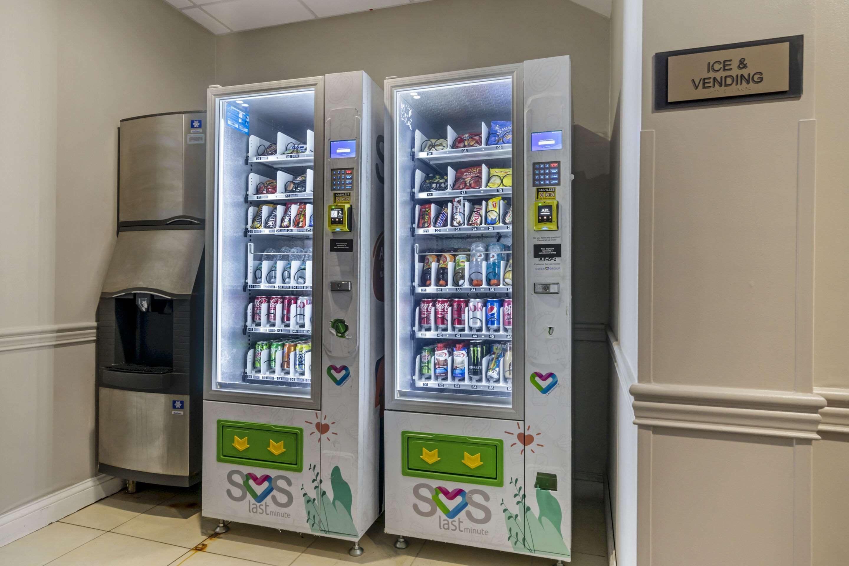 Photo - Country Inn & Suites by Radisson, Tampa Airport North, FL