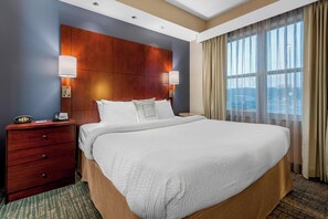 Suite - 1 soveværelse | Skrivebord, strygejern/strygebræt, gratis baby-/barnesenge, gratis Wi-Fi