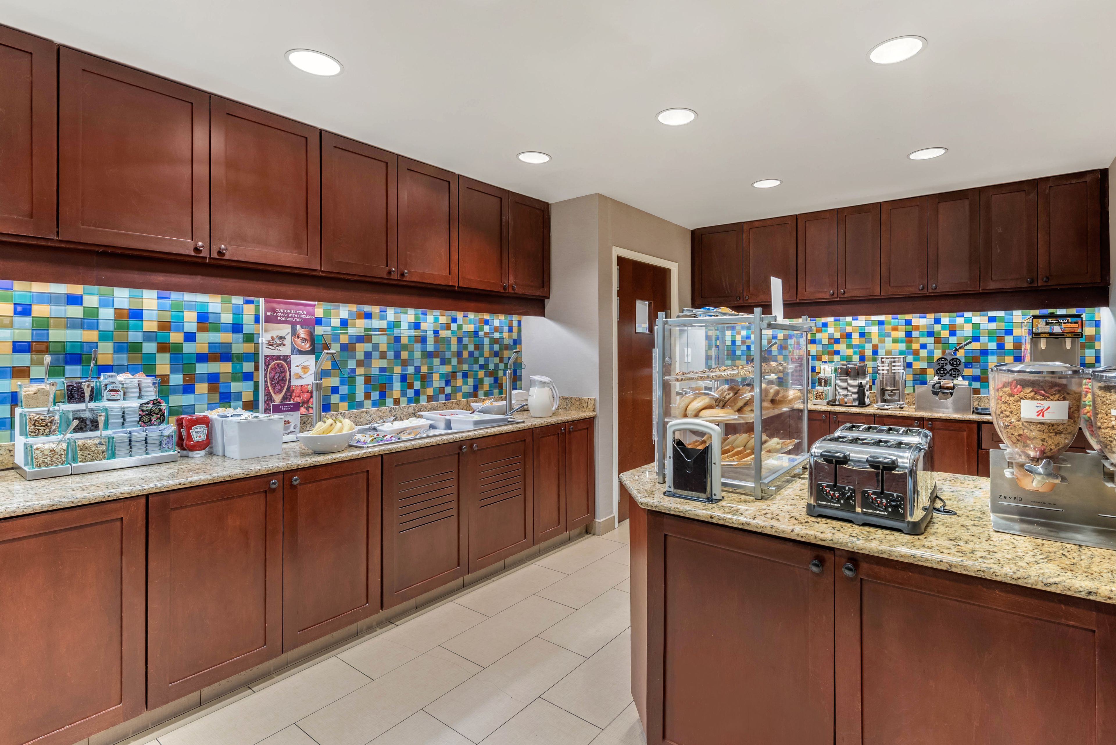 free daily full breakfast