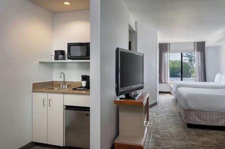 Premium bedding, desk, laptop workspace, blackout drapes. SpringHill Suites by Marriott Charleston N./Ashley Phosphate