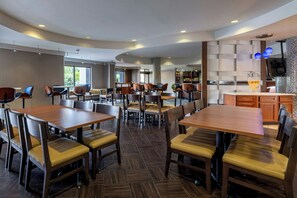 Desayuno buffet incluido todos los días