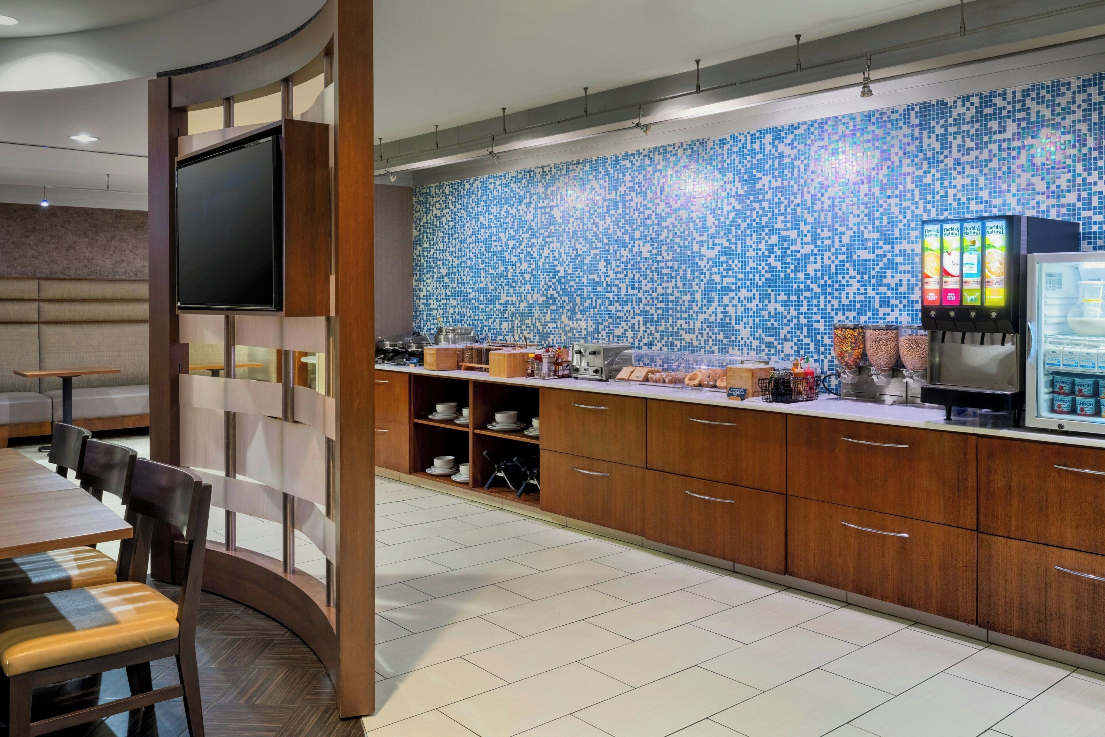 Free daily buffet breakfast