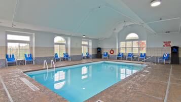 Indendørs pool