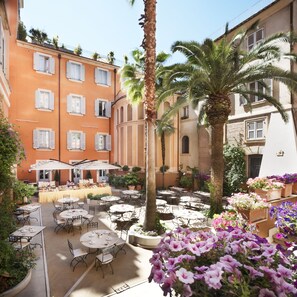 高级双人房或双床房 | 客房景观