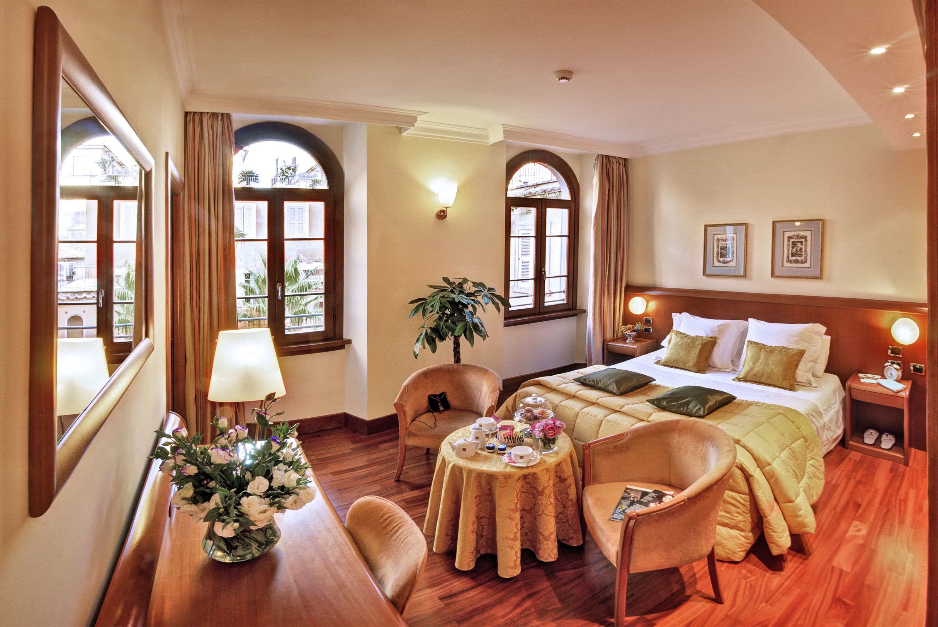 superior double or twin room | hypo-allergenic bedding, minibar, in-room safe, desk