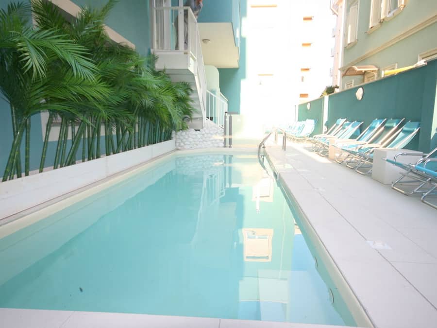 Piscina externa
