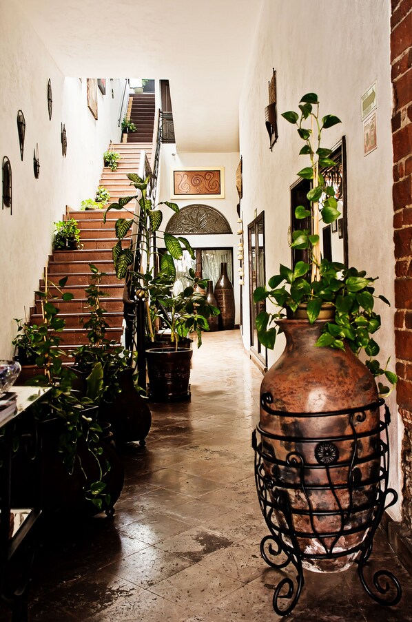 Interior - Hotel Suites Sofia (Querétaro)