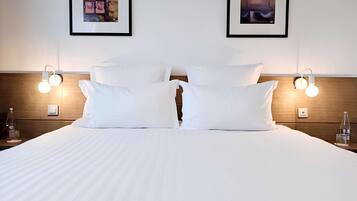 Chambre Classique, 1 trÚs grand lit, non-fumeurs | Literie de qualité supérieure, matelas mémoire de forme