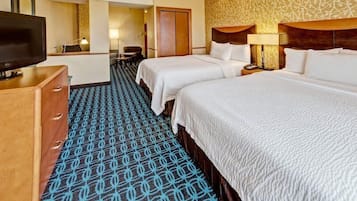 Premium bedding, desk, iron/ironing board, free WiFi