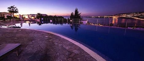 Indoor pool, seasonal outdoor pool, pool umbrellas