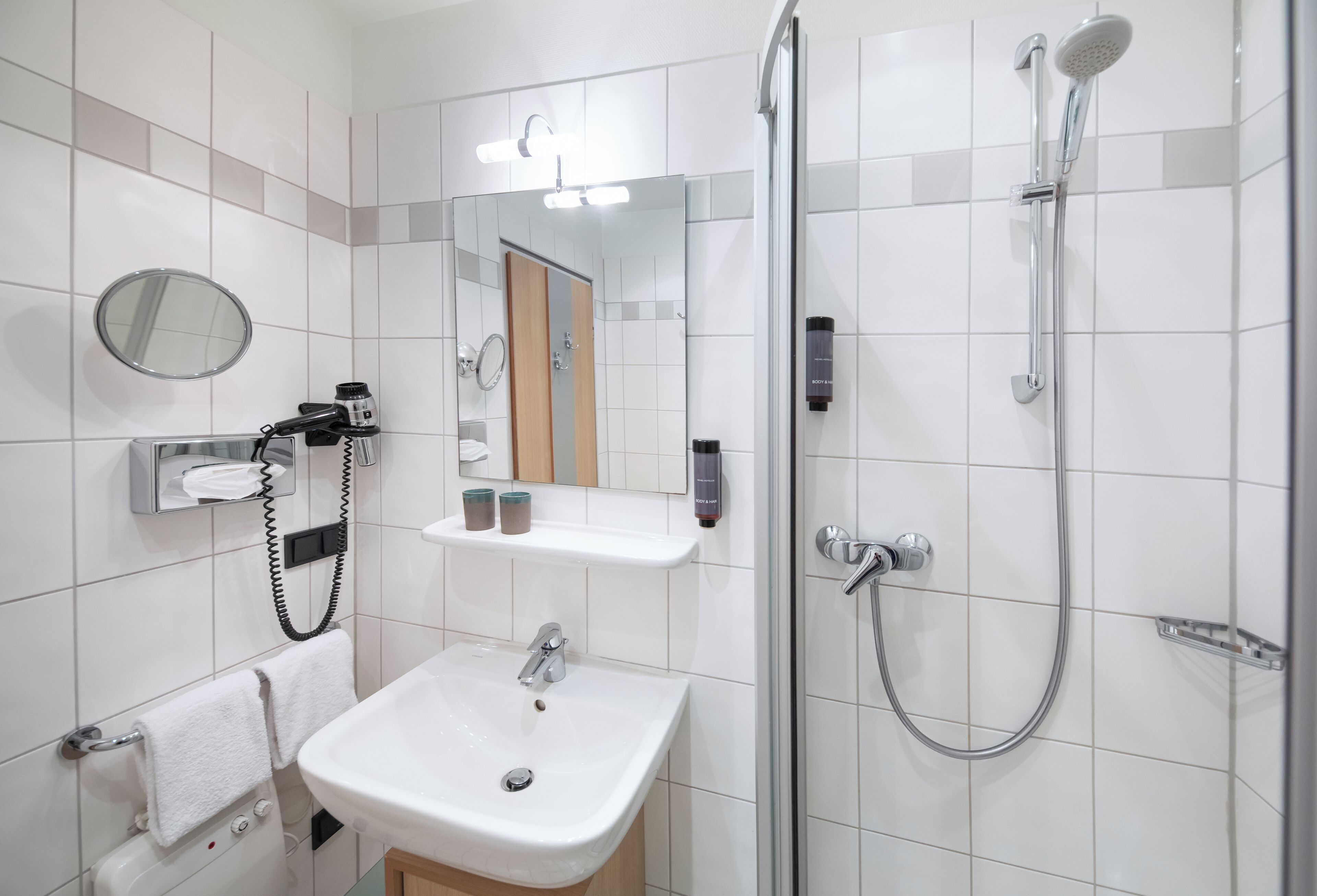 family room, 1 bedroom | bathroom | shower, hair dryer, towels