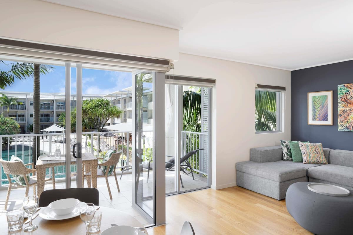 1 bedroom, in-room safe, iron/ironing board, free WiFi