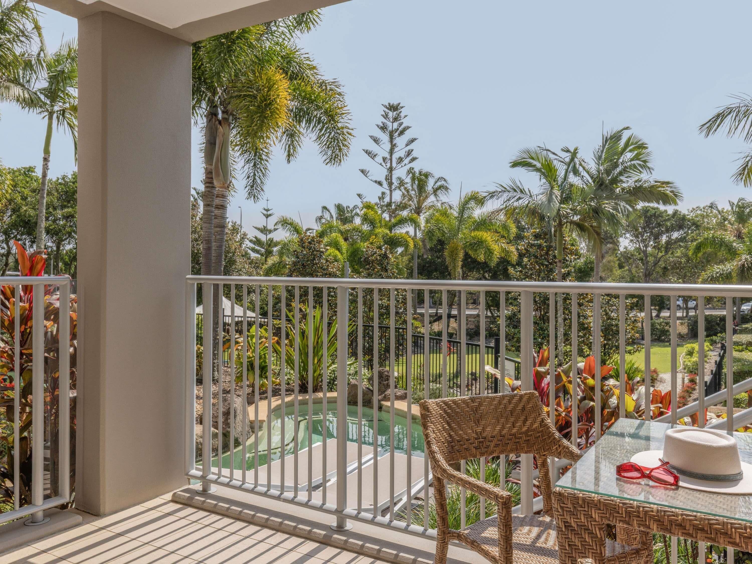 Két bảo mật tại phòng, bàn ủi/dụng cụ ủi quần áo 