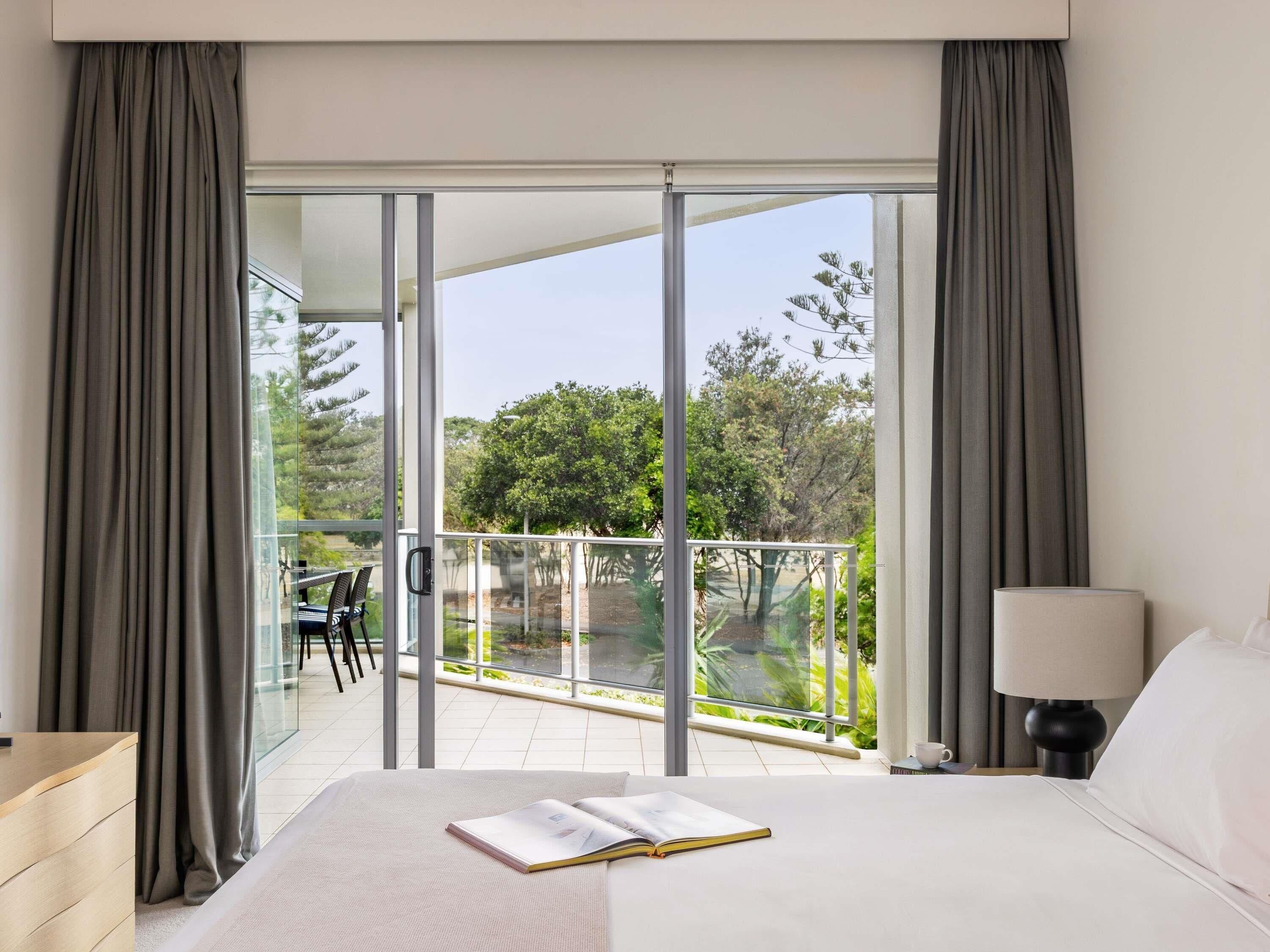 Két bảo mật tại phòng, bàn ủi/dụng cụ ủi quần áo 