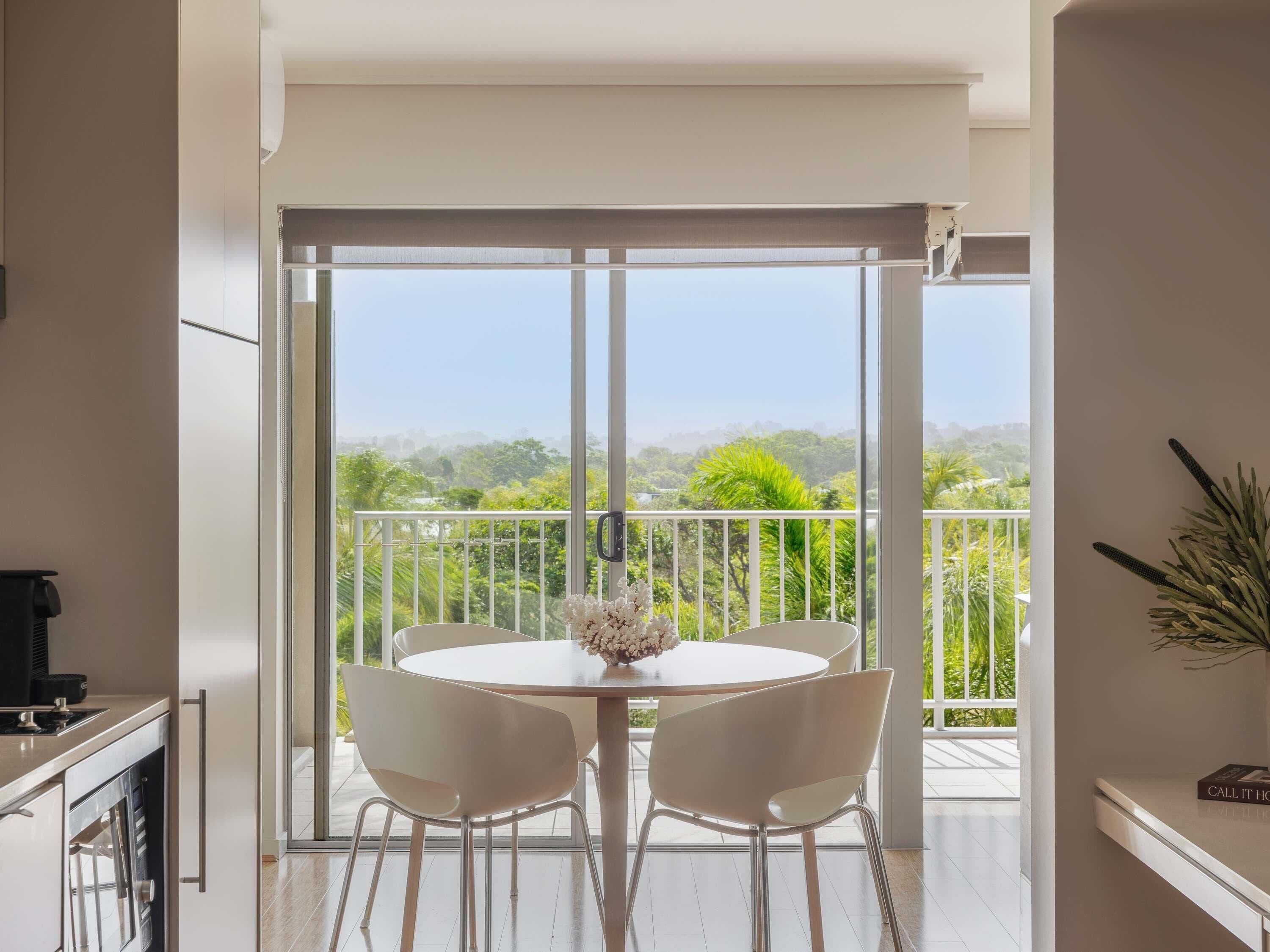 Suite, 1 habitación (Spa) | Caja de seguridad en la habitación y tabla de planchar con plancha 