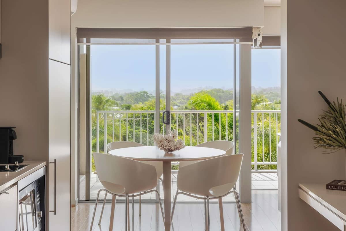 Suite, 1 habitación (Spa) | Caja de seguridad en la habitación y tabla de planchar con plancha