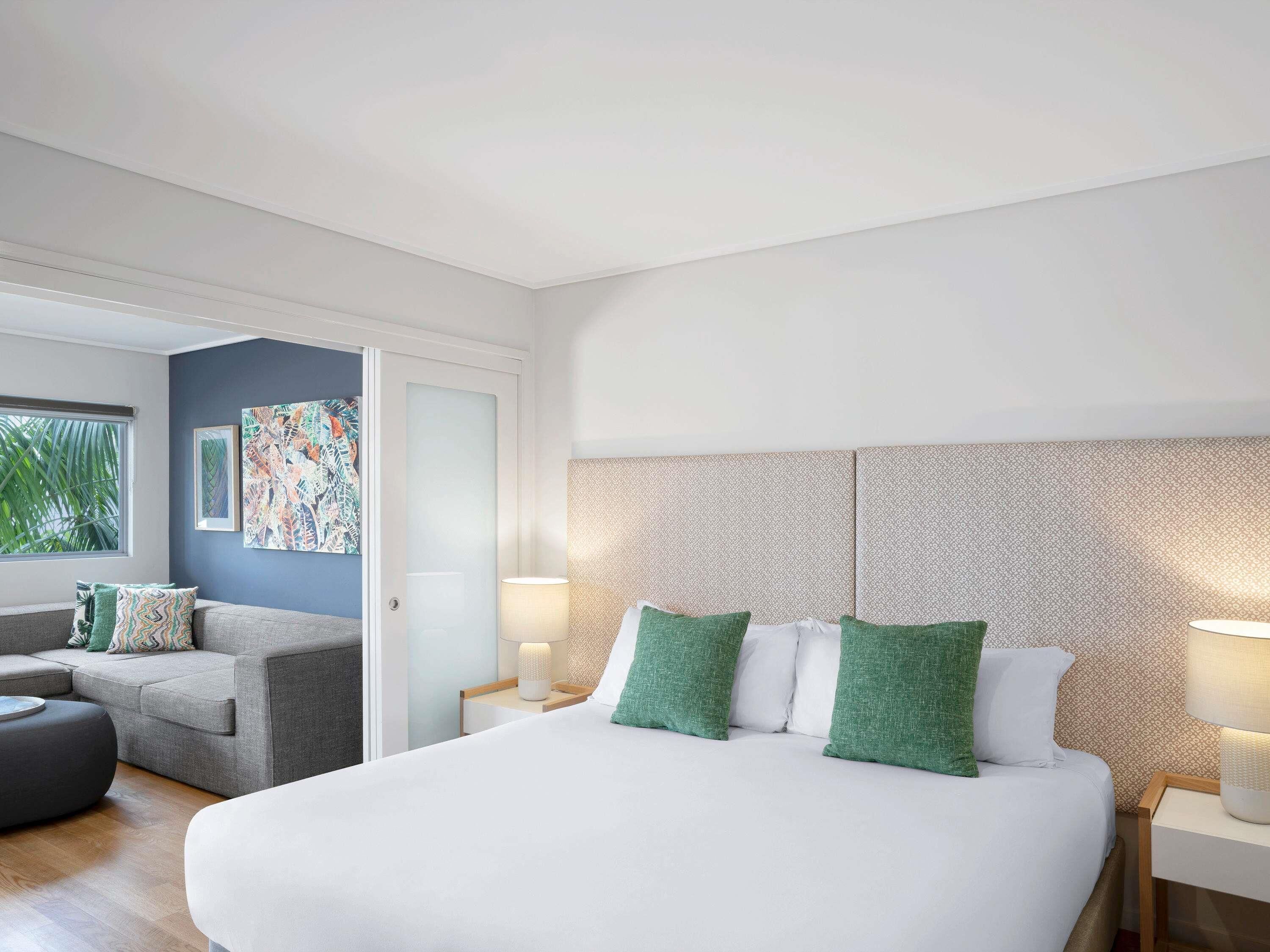 Két bảo mật tại phòng, bàn ủi/dụng cụ ủi quần áo 