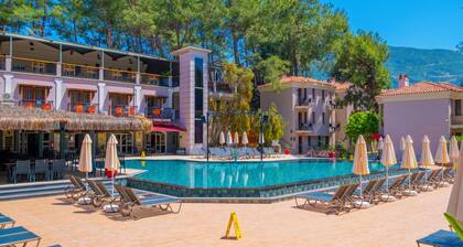 Hotel Pine Valley