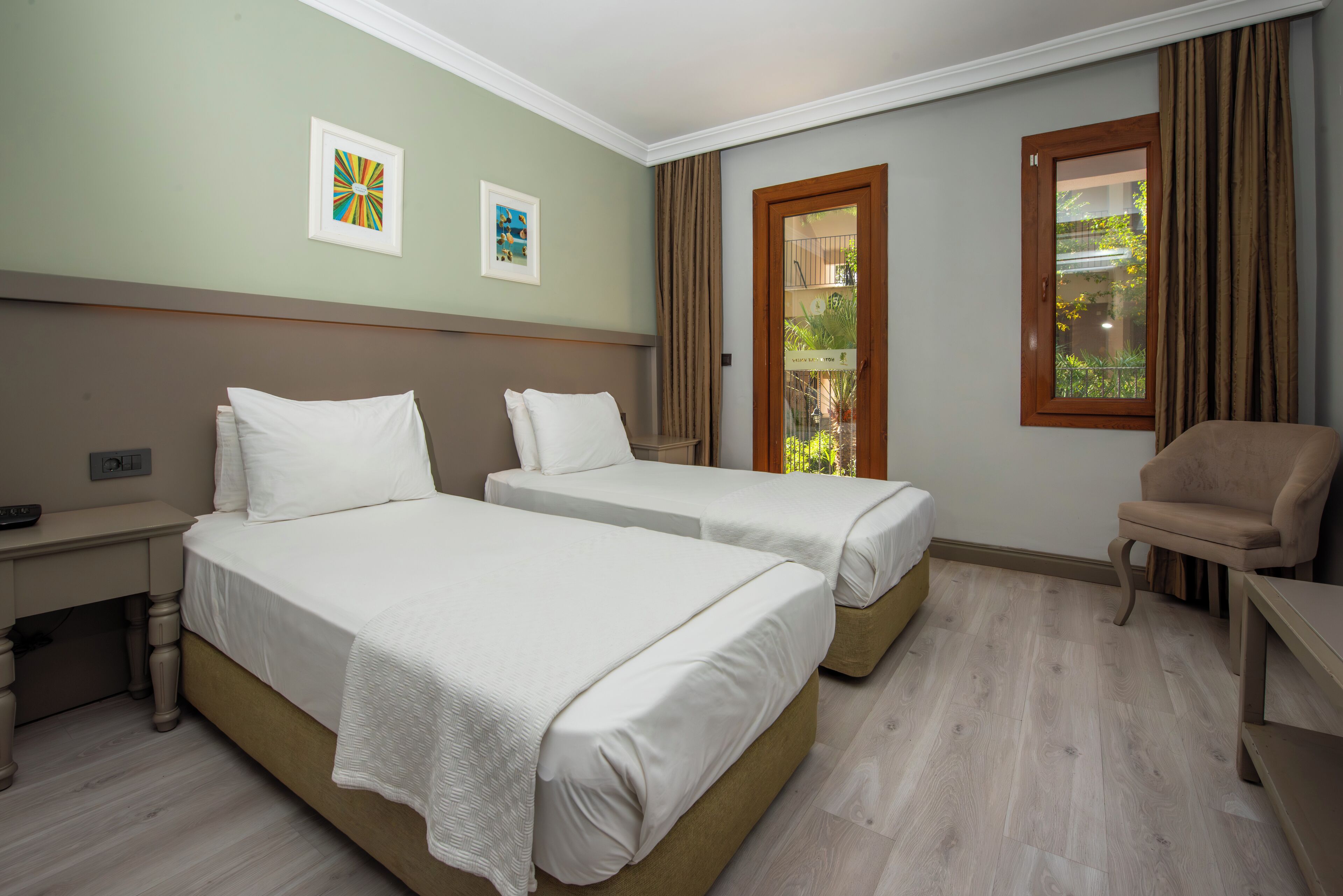 standard double or twin room | 1 bedroom, premium bedding, minibar, blackout curtains