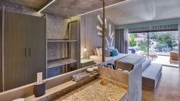 Deluxe Studio Suite, 1 King Bed, Jetted Tub | Bathroom sink