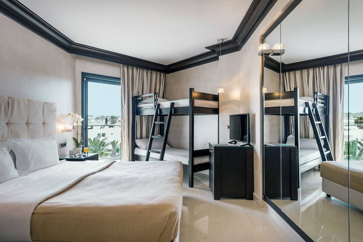 Minibar, in-room safe, desk, blackout curtains