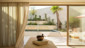 Ruang perawatan pasangan, sauna, hot tub, ruang uap, dan perawatan tubuh
