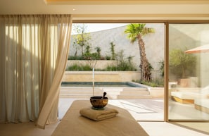 Espace de soins pour les couples, sauna, bain Ă remous, hammam