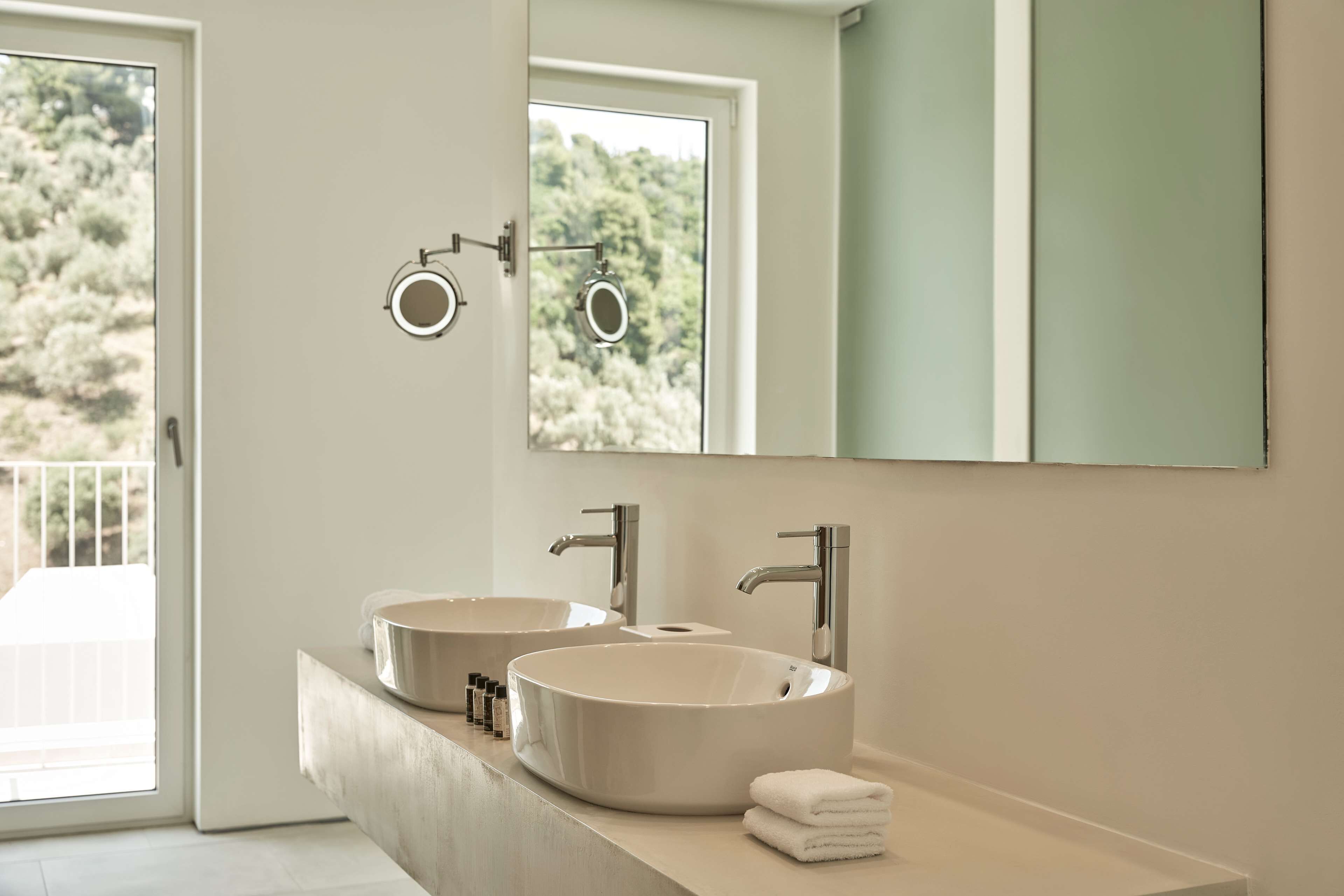 Photo - Radisson Resort Plaza Skiathos