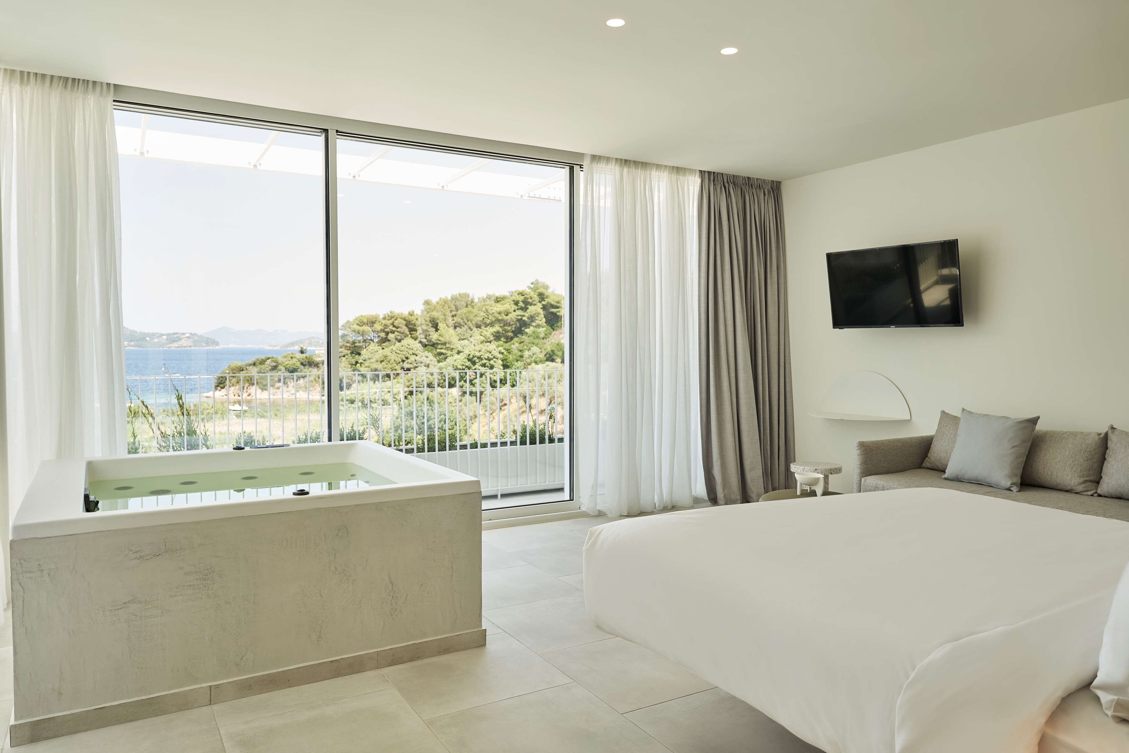 Photo - Radisson Resort Plaza Skiathos