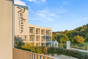 Exterior - Radisson Resort Plaza Skiathos (Skiathos)