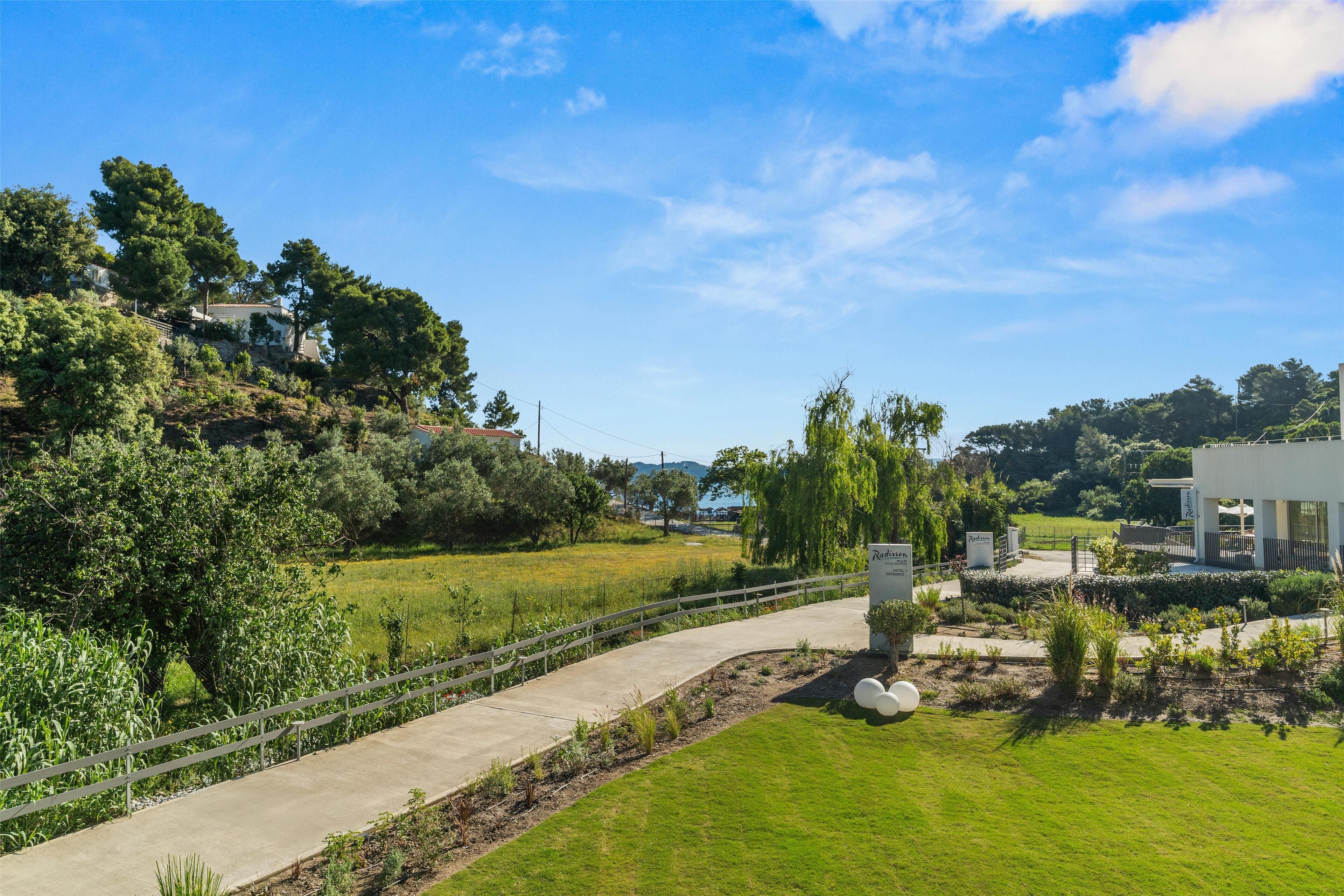 Photo - Radisson Resort Plaza Skiathos