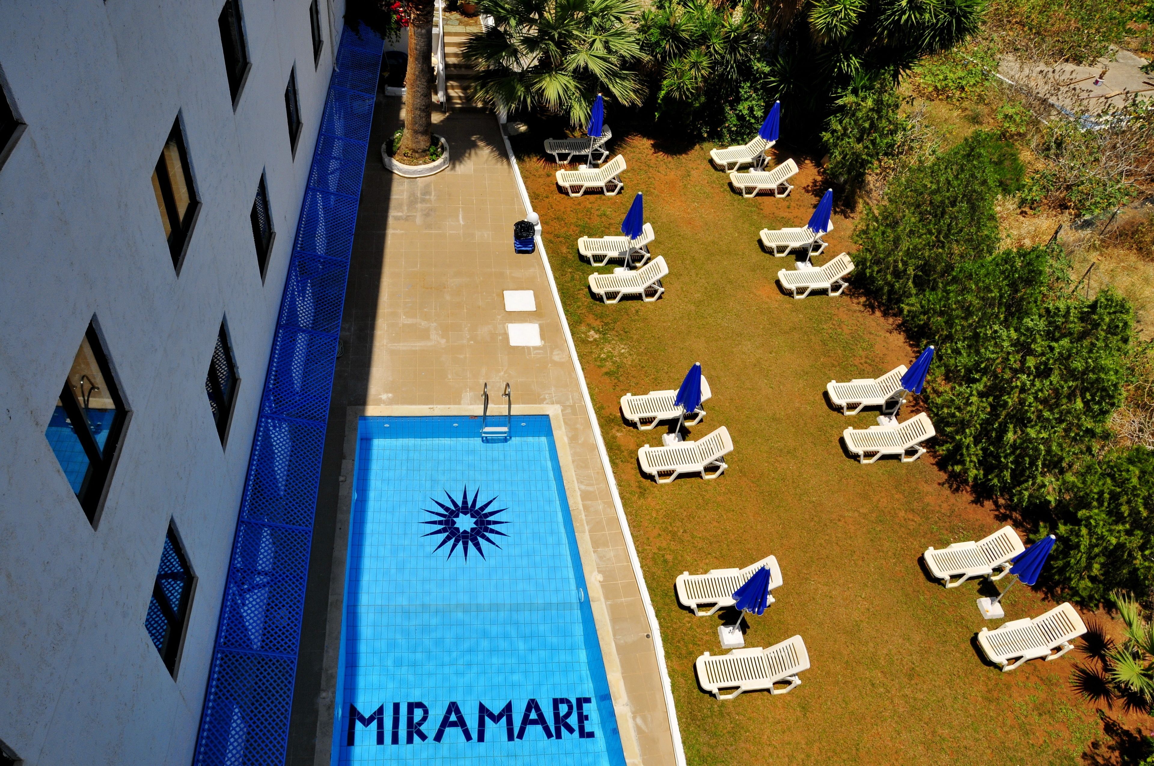 Alberca al aire libre