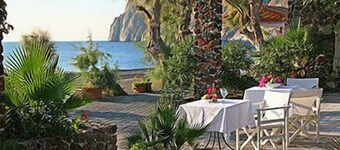 Santorini Reflexions Sea