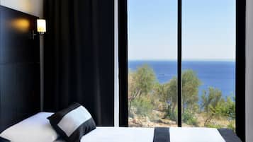 Kamar Eksekutif, pemandangan laut | Minibar, meja kerja, Wi-Fi gratis, dan seprai linen