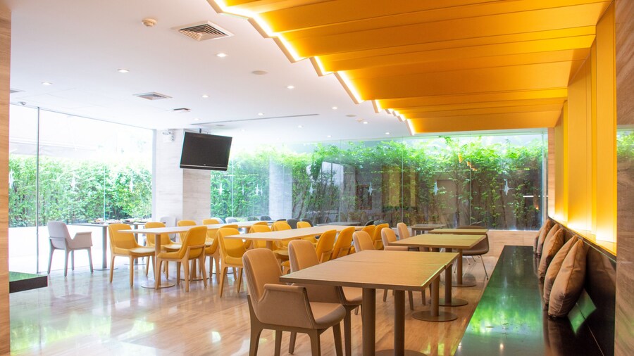 Tango Vibrant Living Hotel