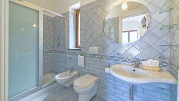 Deluxe Double or Twin Room, Terrace, Sea View | Bathroom | Shower, hair dryer, towels