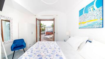 Quarto casal ou duplo luxo, terraço, vista para o mar | Frigobar, escrivaninha, berços (sobretaxa), Wi-Fi de cortesia