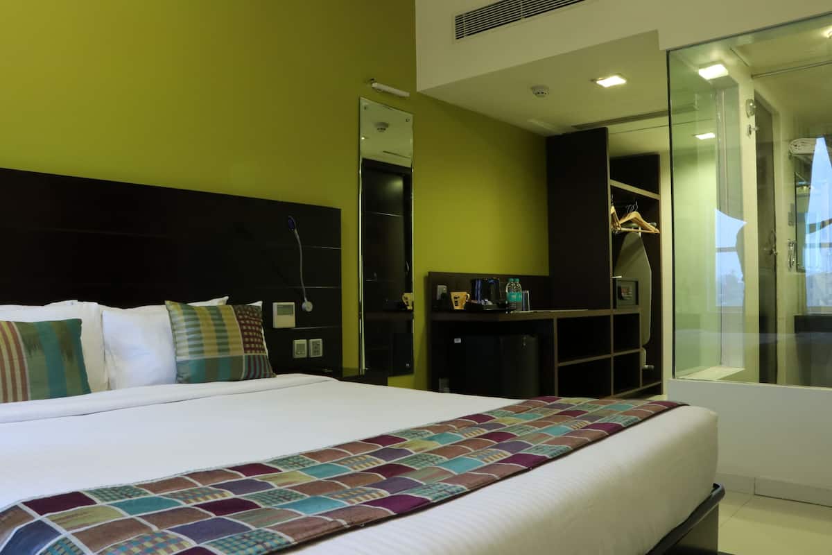 Ropa de cama de alta calidad, camas Tempur-Pedic y minibar